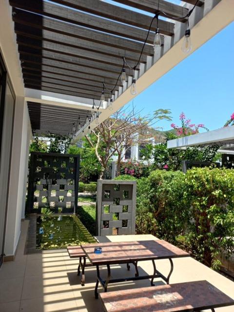 Oceanami Villas & Beach Club 3 Bedroom Villa Long Hai Buitenkant foto